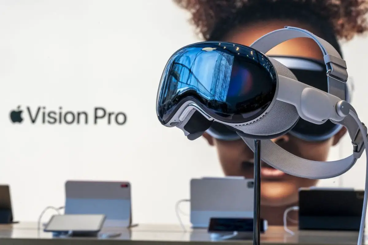 Apple Vision Pro
