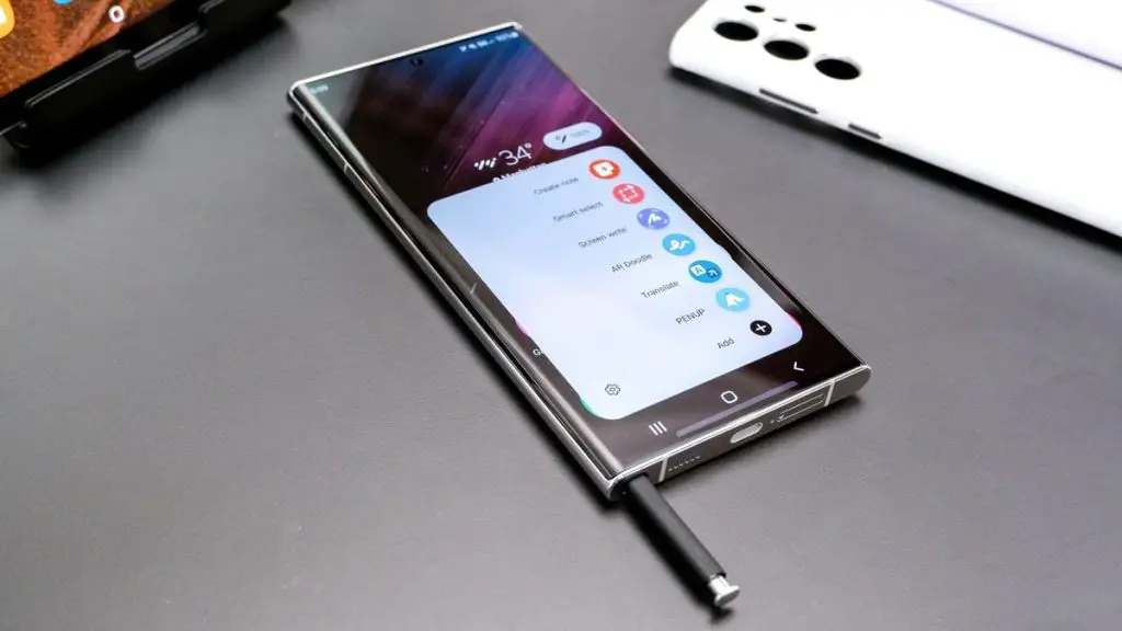 Samsung May Drop S Pen Slot in Galaxy S26 Ultra for Bigger Battery